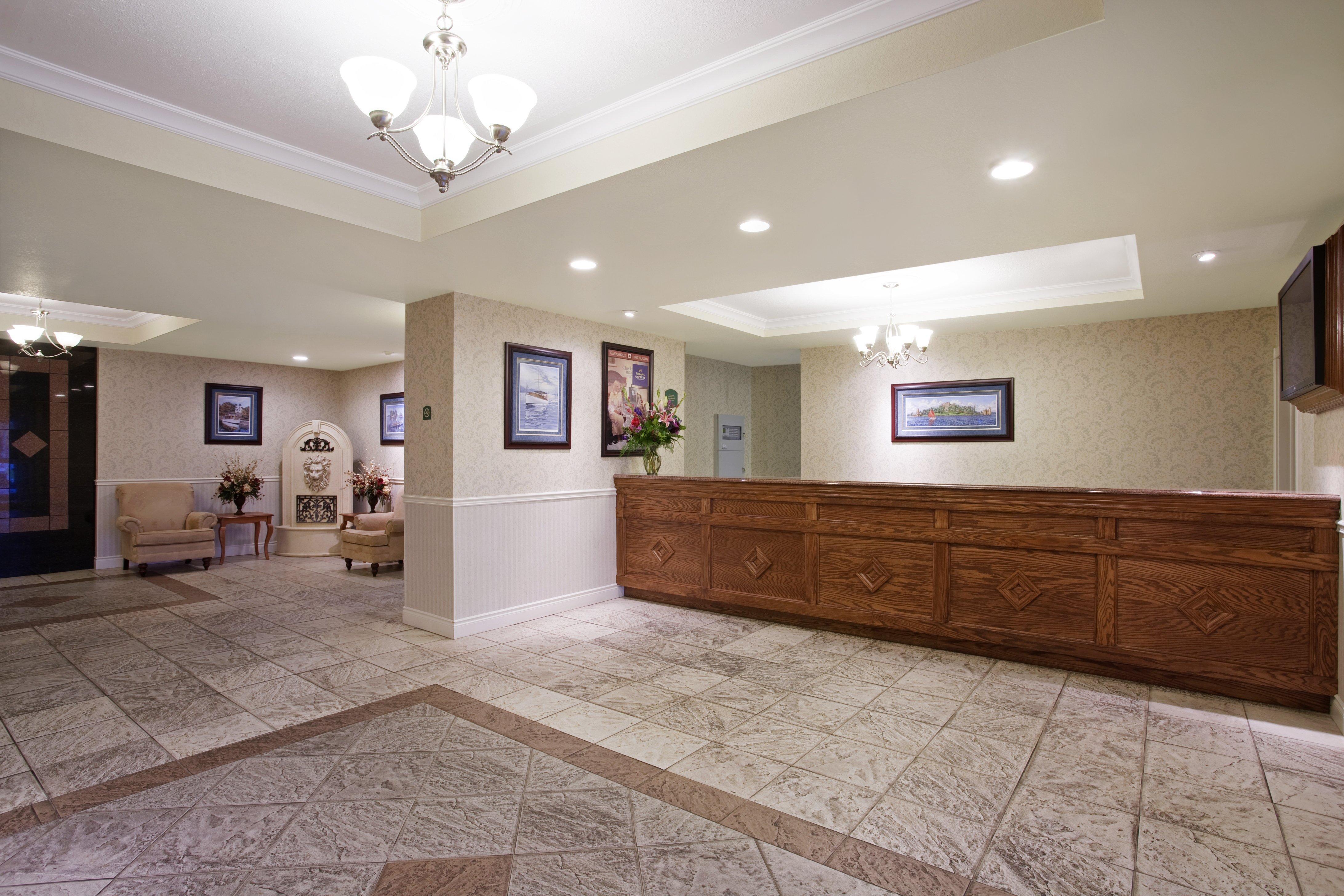 Holiday Inn Express Hotel & Suites 1000 Islands - Gananoque By Ihg Buitenkant foto