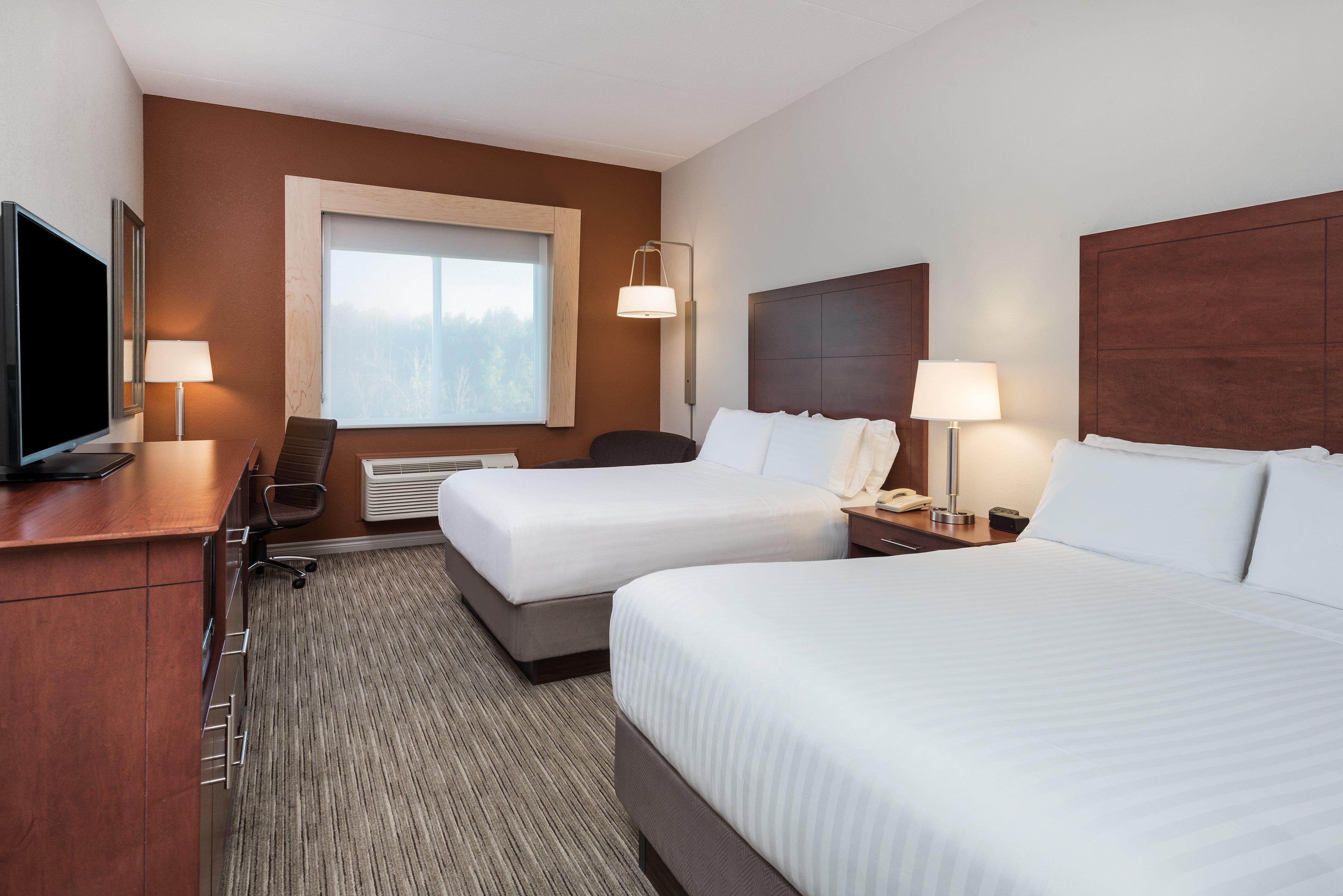 Holiday Inn Express Hotel & Suites 1000 Islands - Gananoque By Ihg Buitenkant foto