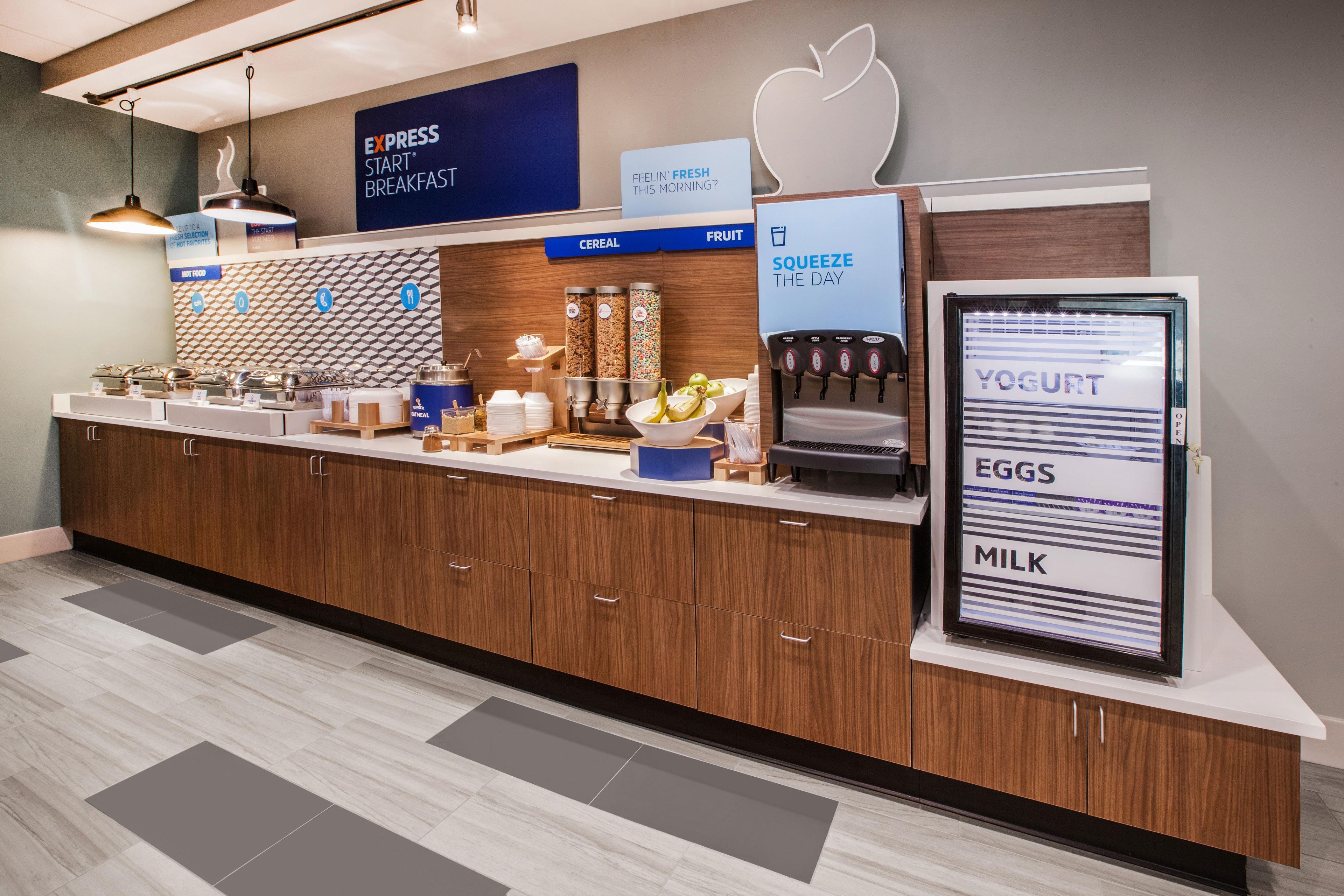Holiday Inn Express Hotel & Suites 1000 Islands - Gananoque By Ihg Buitenkant foto