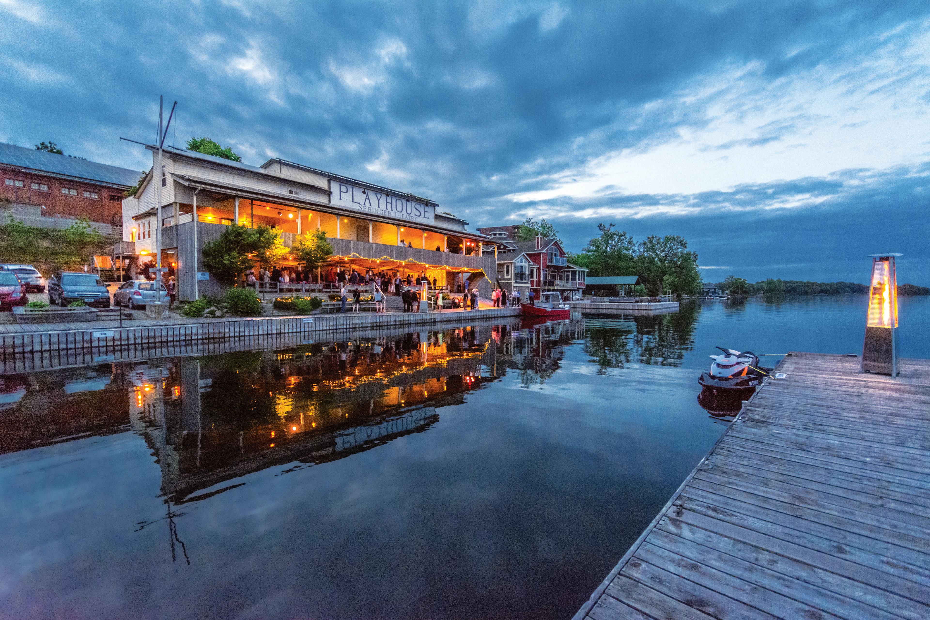 Holiday Inn Express Hotel & Suites 1000 Islands - Gananoque By Ihg Buitenkant foto