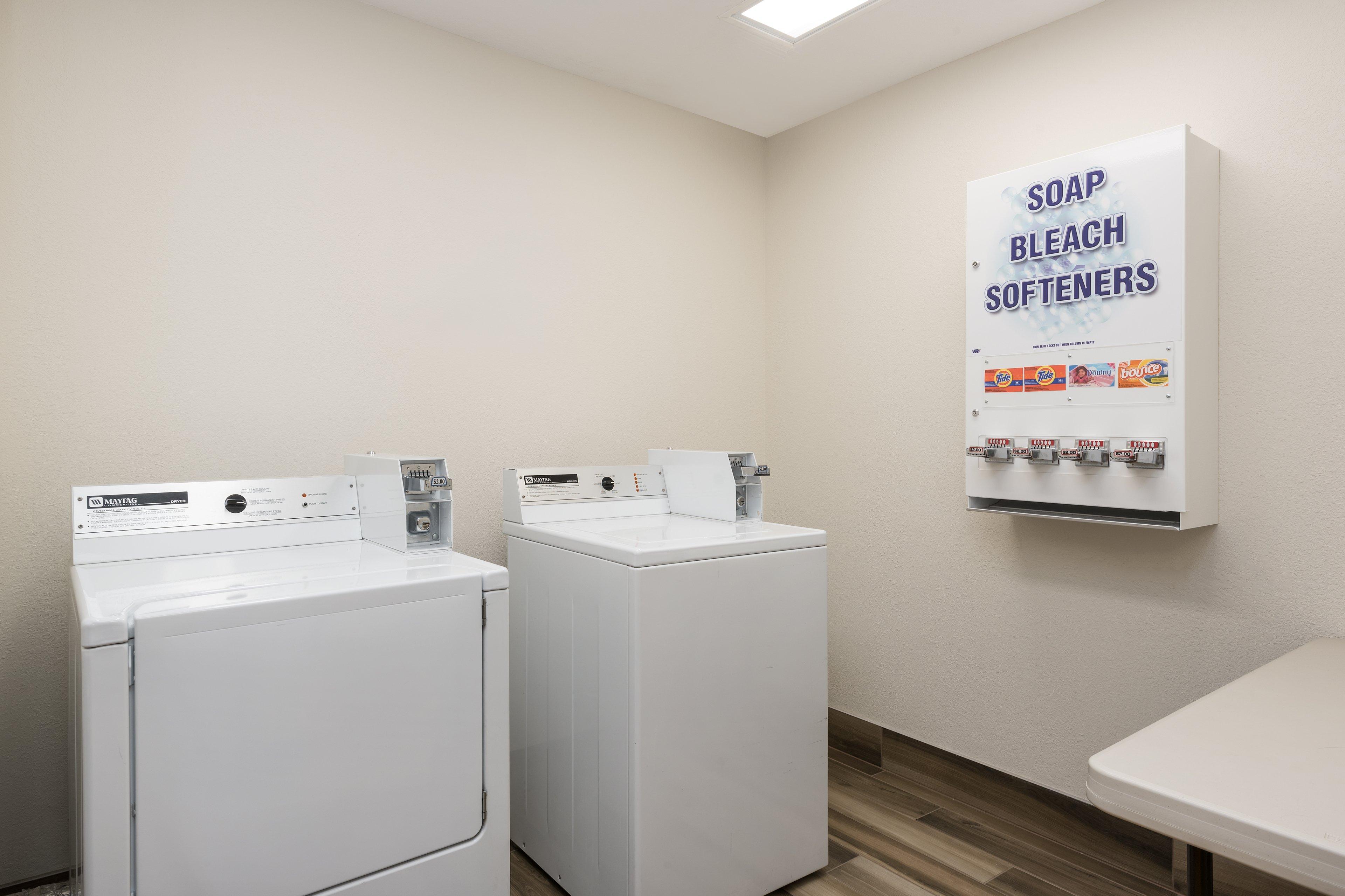 Holiday Inn Express Hotel & Suites 1000 Islands - Gananoque By Ihg Buitenkant foto