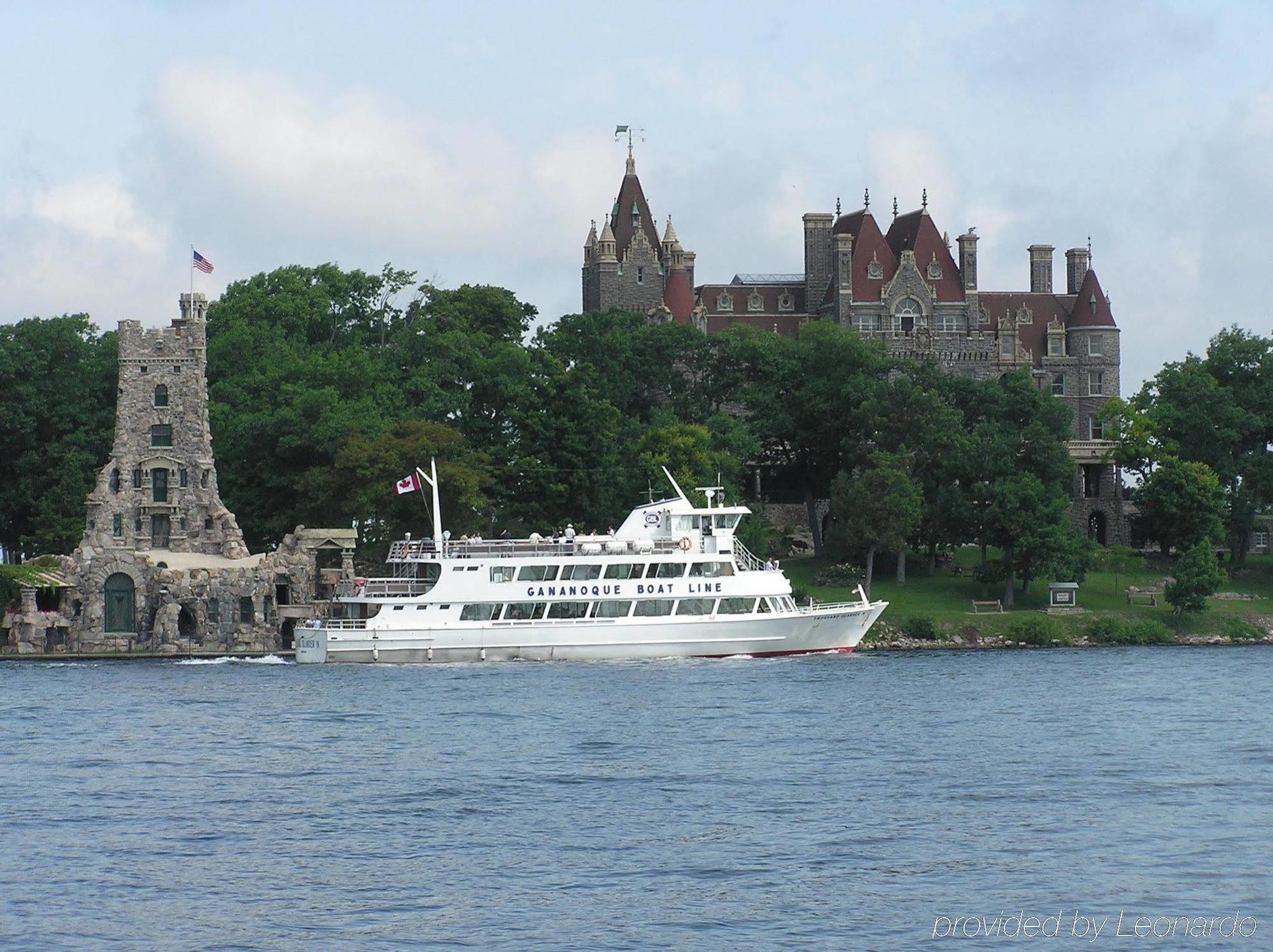 Holiday Inn Express Hotel & Suites 1000 Islands - Gananoque By Ihg Buitenkant foto