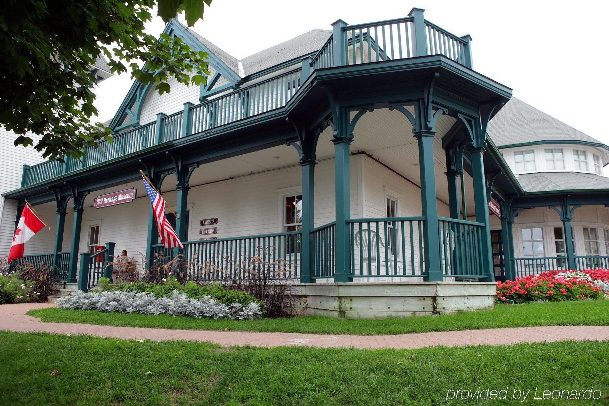 Holiday Inn Express Hotel & Suites 1000 Islands - Gananoque By Ihg Buitenkant foto